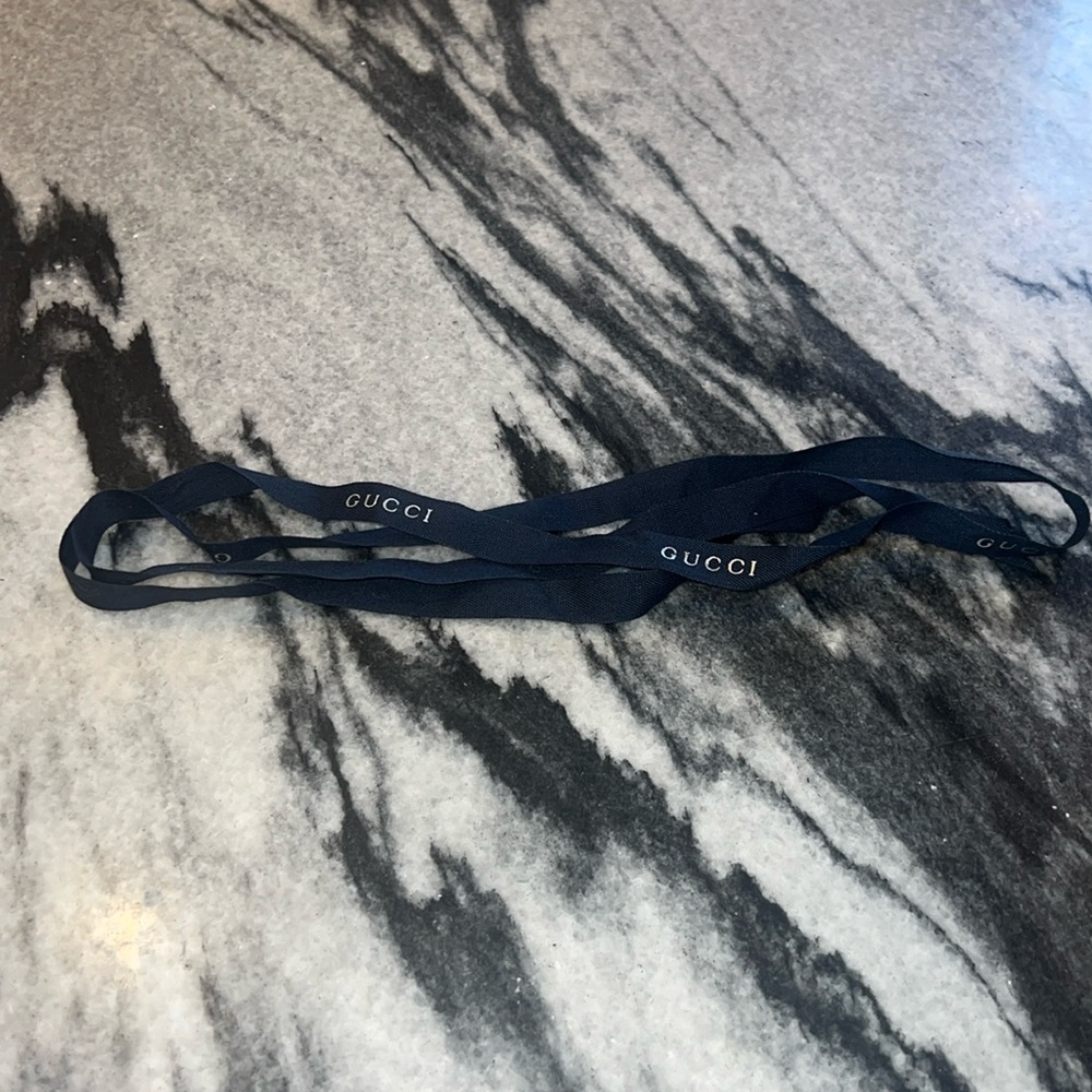 Gucci ribbon